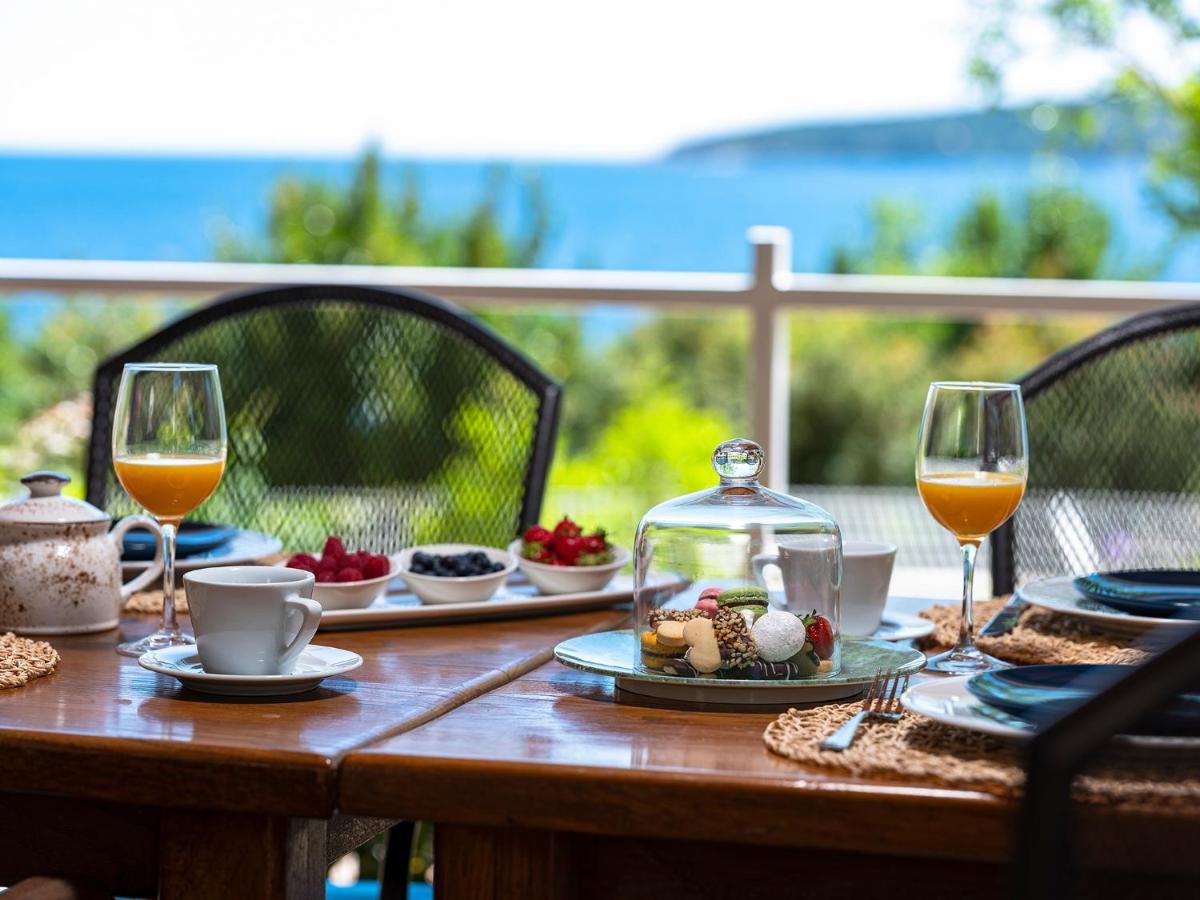 Hotel Sun Gardens Dubrovnik Orasac Esterno foto Breakfast at the Hotel